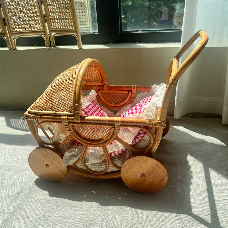 Woven Rattan Baby Stroller Vin - Baby Nursery Plants 评论和价格